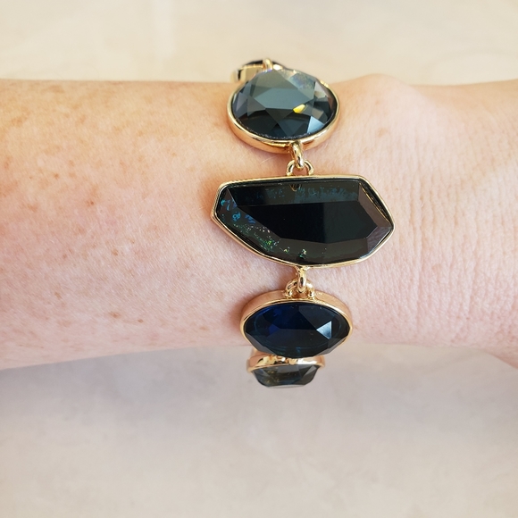 White House Black Market Mixed Blue  Bracelet NWT - Picture 4 of 5